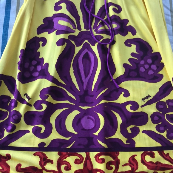 👑Jewel-Neck Yellow Hale Bob Sleeveless Dress! 👑 - Picture 5 of 9